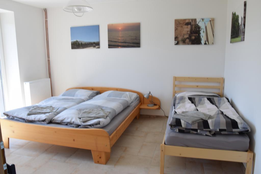 Penzion Na Samotách Apartamento Jindřichŭv Hradec Exterior foto