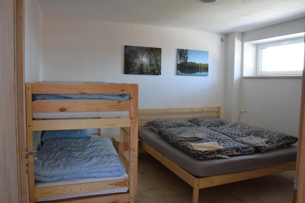 Penzion Na Samotách Apartamento Jindřichŭv Hradec Exterior foto