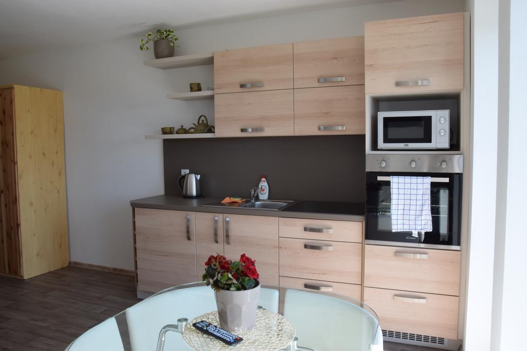Penzion Na Samotách Apartamento Jindřichŭv Hradec Exterior foto