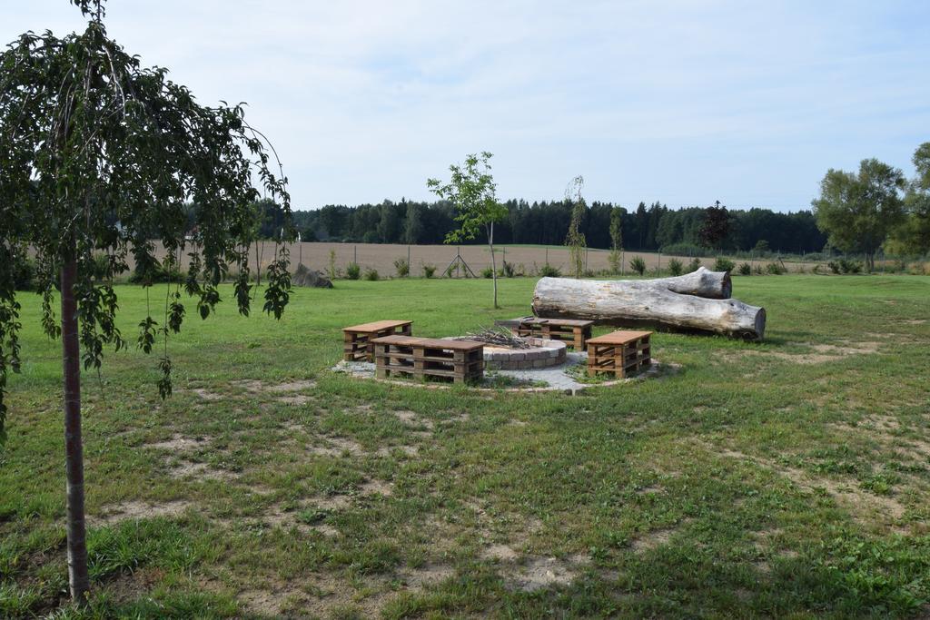 Penzion Na Samotách Apartamento Jindřichŭv Hradec Exterior foto