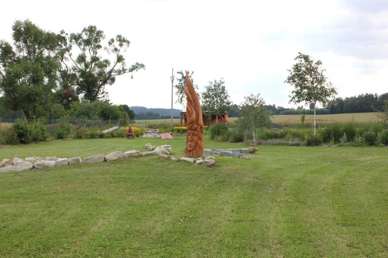 Penzion Na Samotách Apartamento Jindřichŭv Hradec Exterior foto