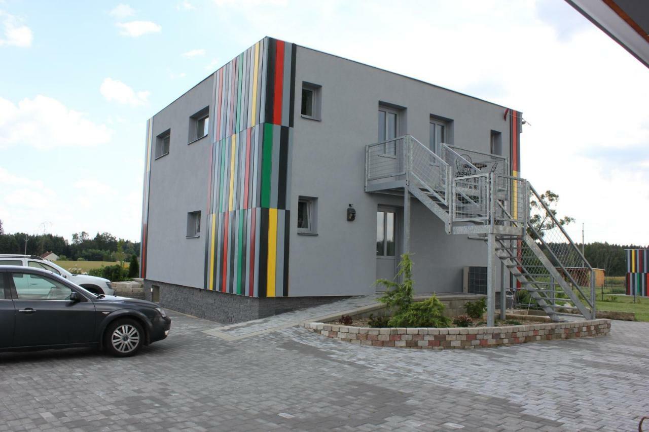 Penzion Na Samotách Apartamento Jindřichŭv Hradec Exterior foto